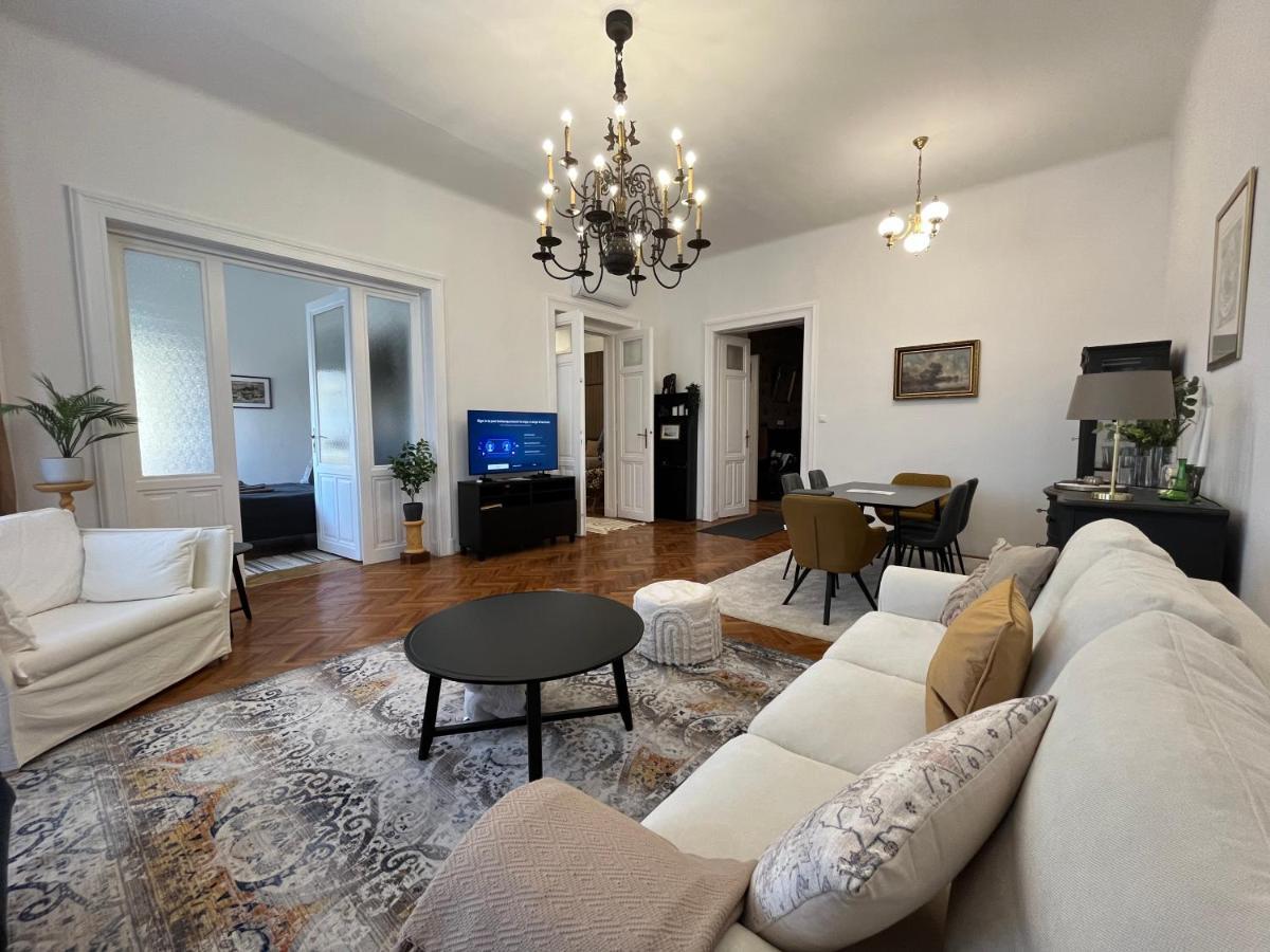 Hillside Luxury Residence Budapest With Free Garage ภายนอก รูปภาพ